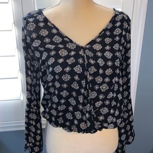 American Eagle Long sleeve